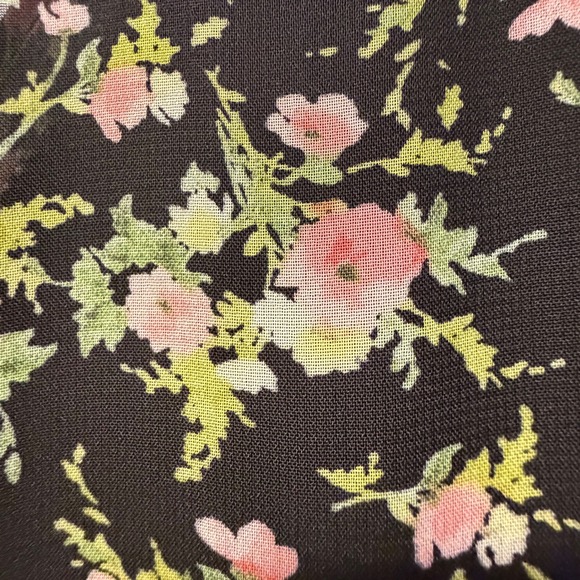 Loveappella Darbi V-Neck Mixed Material Knit Contrast Tunic Top Black Floral XL - Picture 14 of 16